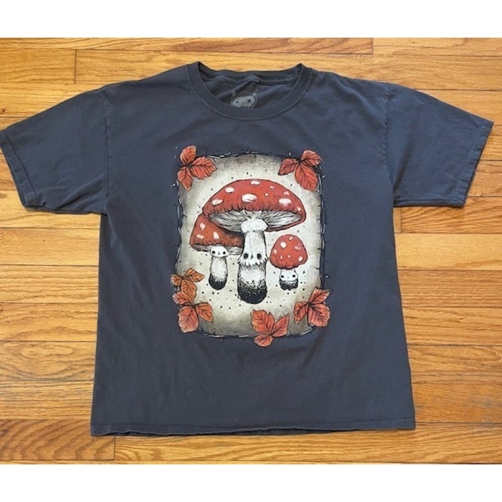 STEPHANIE BAYLES Mushrooms Toadstools Top T-Shirt Tee XS X-SMALL
